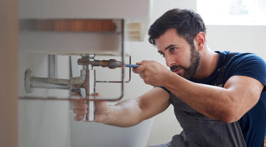 Local tankless water heater installation in Warren, MN